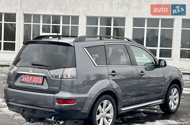 Внедорожник / Кроссовер Mitsubishi Outlander 2011 в Киеве