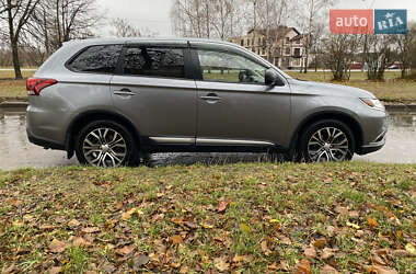 Позашляховик / Кросовер Mitsubishi Outlander 2018 в Сумах