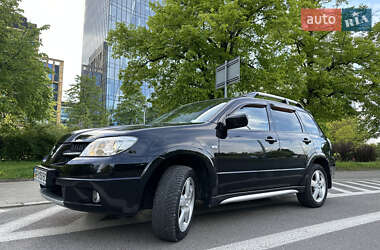 Внедорожник / Кроссовер Mitsubishi Outlander 2008 в Киеве