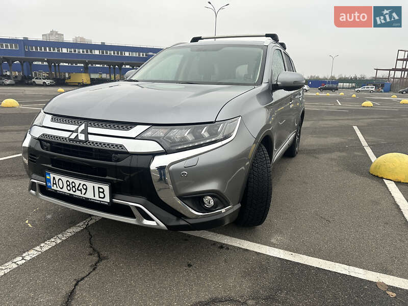 Mitsubishi Outlander 2019