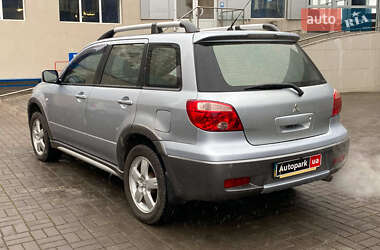 Позашляховик / Кросовер Mitsubishi Outlander 2004 в Одесі