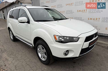 Позашляховик / Кросовер Mitsubishi Outlander 2011 в Києві