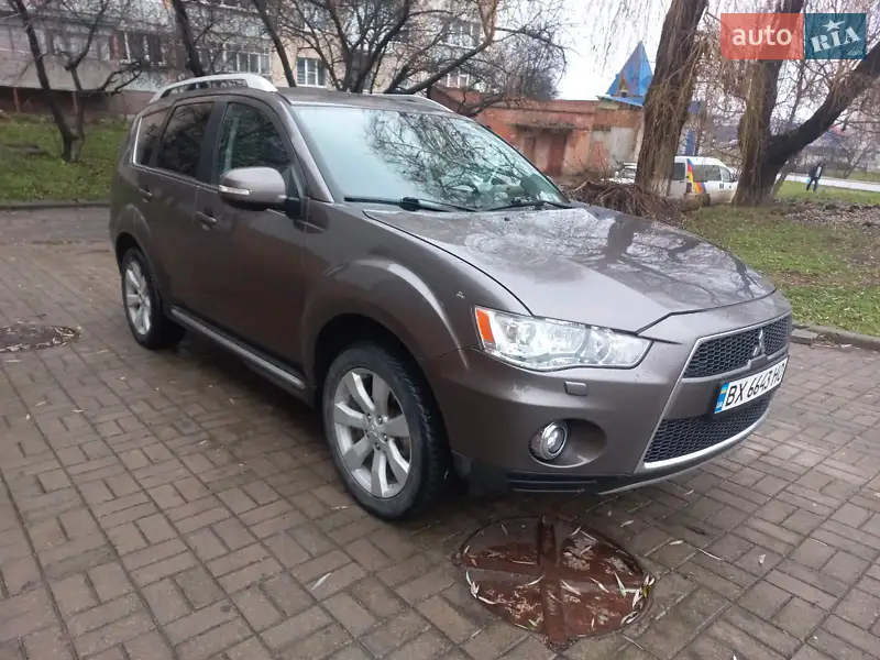Mitsubishi Outlander