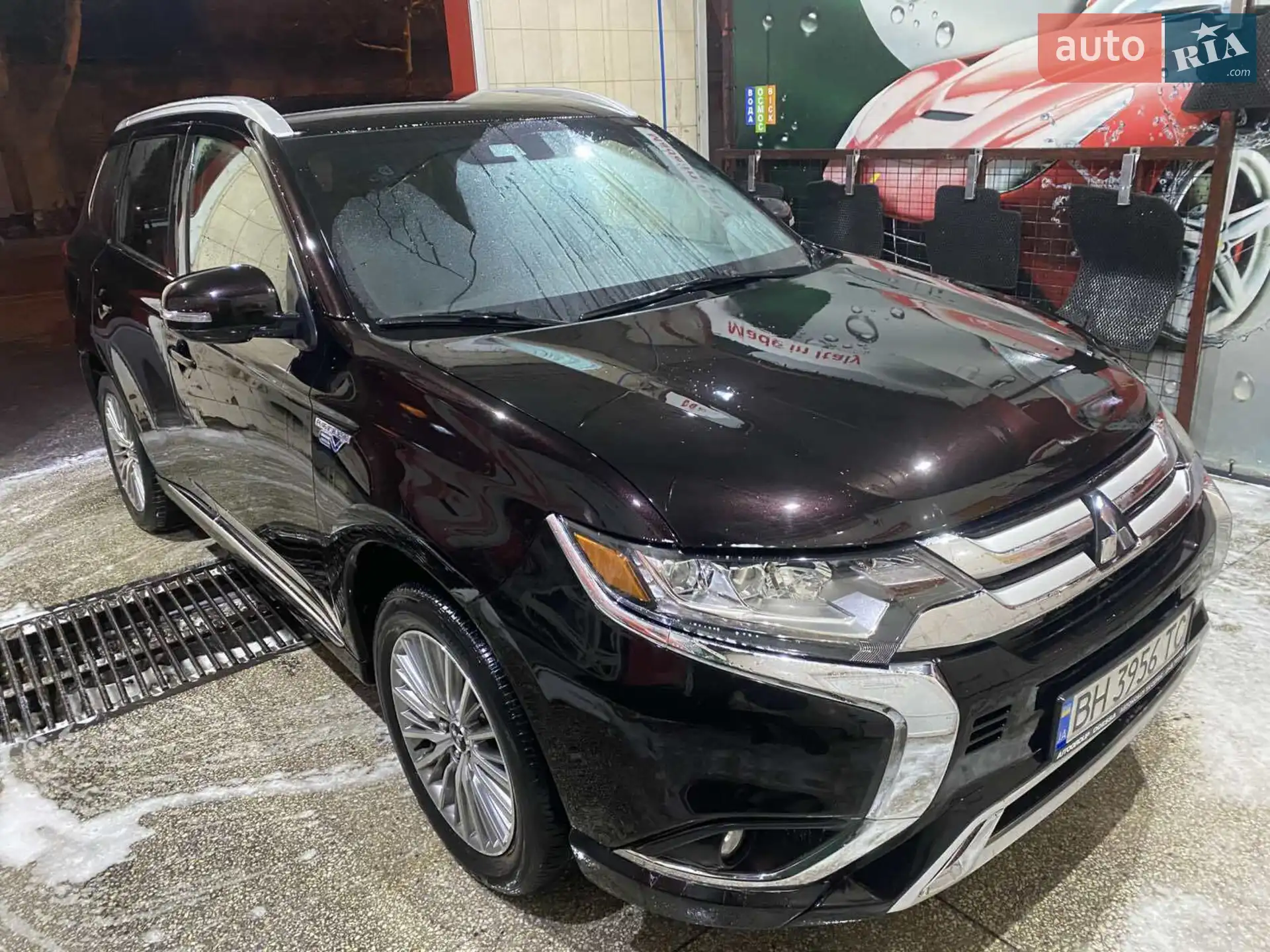 2020 Mitsubishi Outlander - мініатюра 3