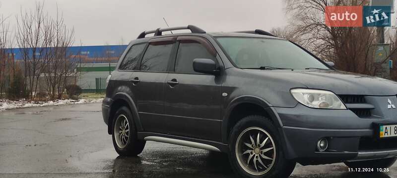 Внедорожник / Кроссовер Mitsubishi Outlander 2008 в Киеве