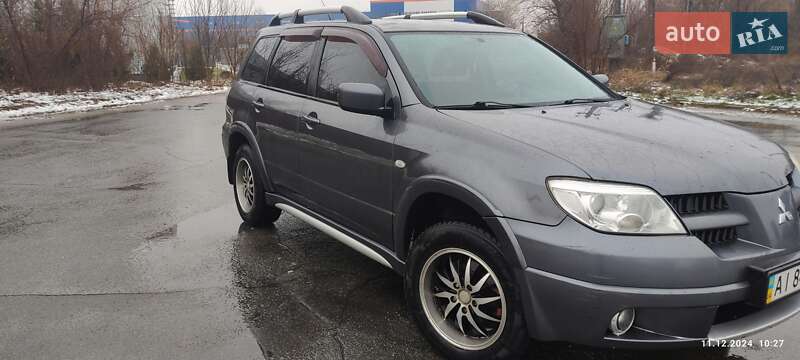 Внедорожник / Кроссовер Mitsubishi Outlander 2008 в Киеве