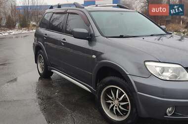 Внедорожник / Кроссовер Mitsubishi Outlander 2008 в 