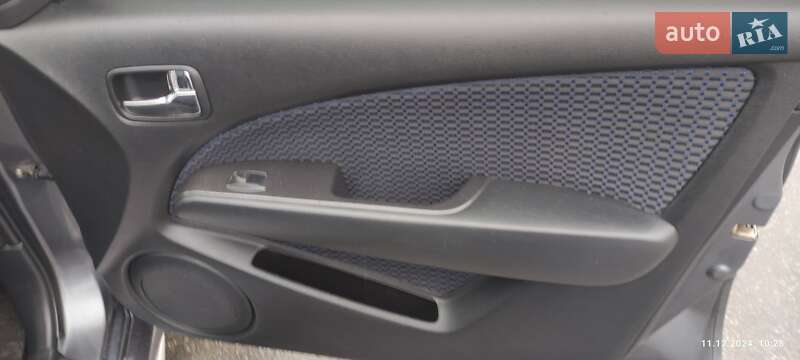 Внедорожник / Кроссовер Mitsubishi Outlander 2008 в Киеве