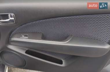 Внедорожник / Кроссовер Mitsubishi Outlander 2008 в 
