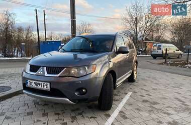 Позашляховик / Кросовер Mitsubishi Outlander 2009 в Стрию