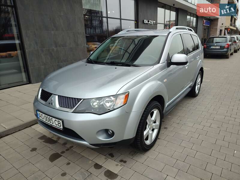 Внедорожник / Кроссовер Mitsubishi Outlander 2008 в Ужгороде