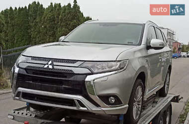 Позашляховик / Кросовер Mitsubishi Outlander 2020 в Харкові