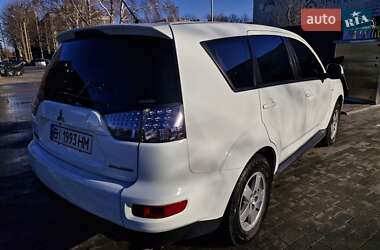 Позашляховик / Кросовер Mitsubishi Outlander 2011 в Миргороді