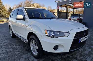 Позашляховик / Кросовер Mitsubishi Outlander 2011 в Миргороді