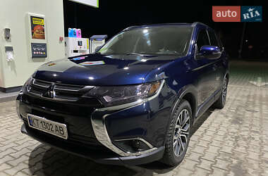 Позашляховик / Кросовер Mitsubishi Outlander 2016 в Івано-Франківську