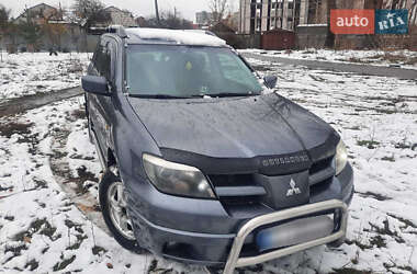 Позашляховик / Кросовер Mitsubishi Outlander 2003 в Броварах