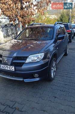 Позашляховик / Кросовер Mitsubishi Outlander 2008 в Чернівцях