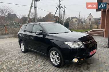 Позашляховик / Кросовер Mitsubishi Outlander 2013 в Луцьку