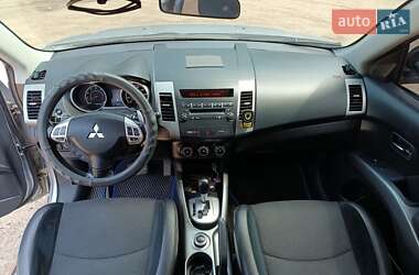Внедорожник / Кроссовер Mitsubishi Outlander 2011 в Глевахе