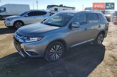 Mitsubishi Outlander 2020