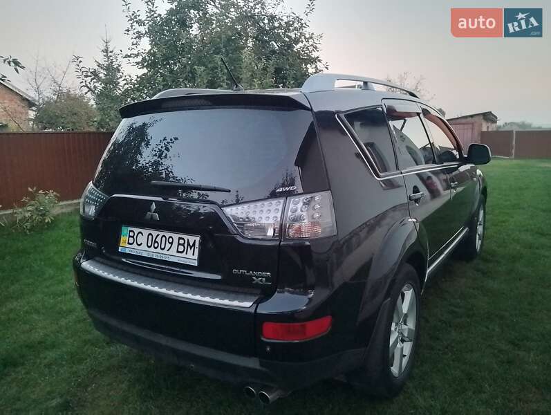 Позашляховик / Кросовер Mitsubishi Outlander 2007 в Львові