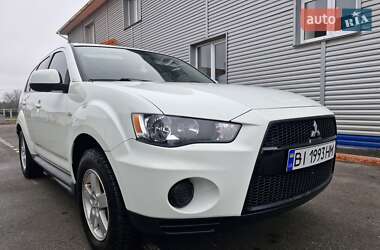 Позашляховик / Кросовер Mitsubishi Outlander 2011 в Миргороді