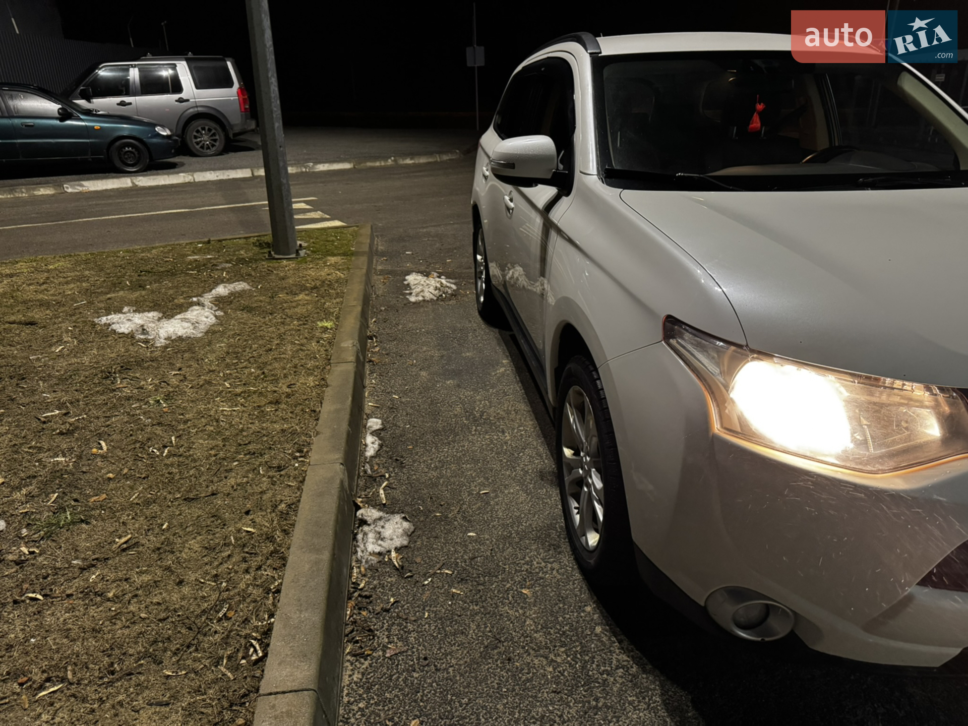 2012 Mitsubishi Outlander - мініатюра 4