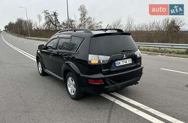 Позашляховик / Кросовер Mitsubishi Outlander 2010 в Хмельницькому