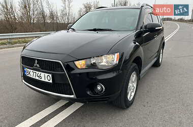 Позашляховик / Кросовер Mitsubishi Outlander 2010 в Хмельницькому