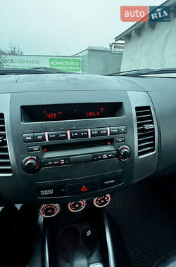 Внедорожник / Кроссовер Mitsubishi Outlander 2008 в Ивано-Франковске