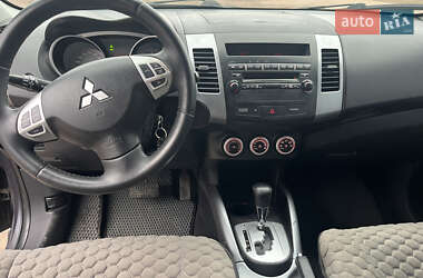 Позашляховик / Кросовер Mitsubishi Outlander 2007 в Тростянці