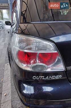 Внедорожник / Кроссовер Mitsubishi Outlander 2007 в Василькове