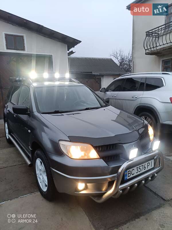 Позашляховик / Кросовер Mitsubishi Outlander 2006 в Львові