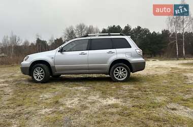 Внедорожник / Кроссовер Mitsubishi Outlander 2004 в Переяславе