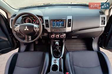 Позашляховик / Кросовер Mitsubishi Outlander 2012 в Львові