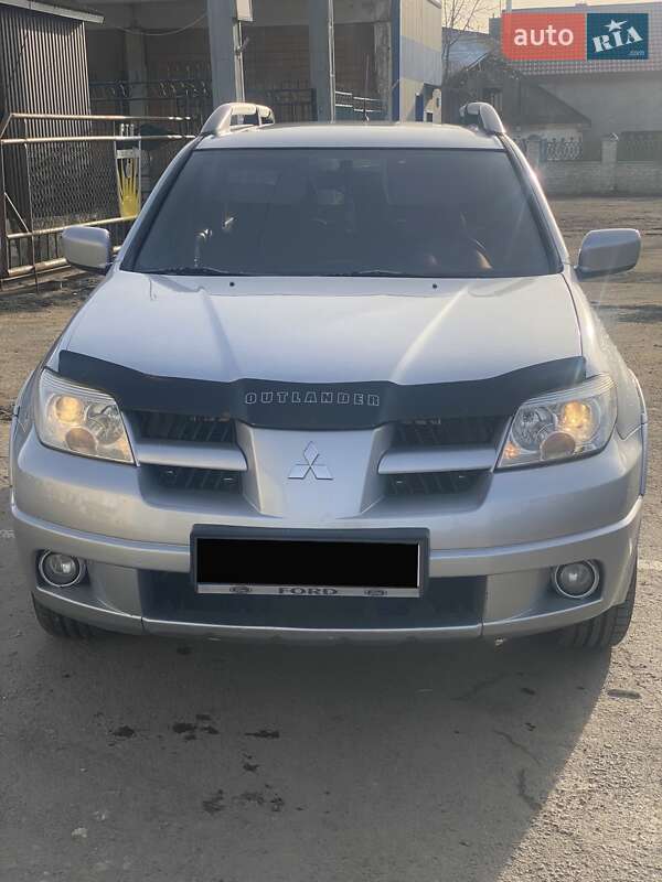 Mitsubishi Outlander 2008
