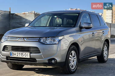 Позашляховик / Кросовер Mitsubishi Outlander 2013 в Вінниці