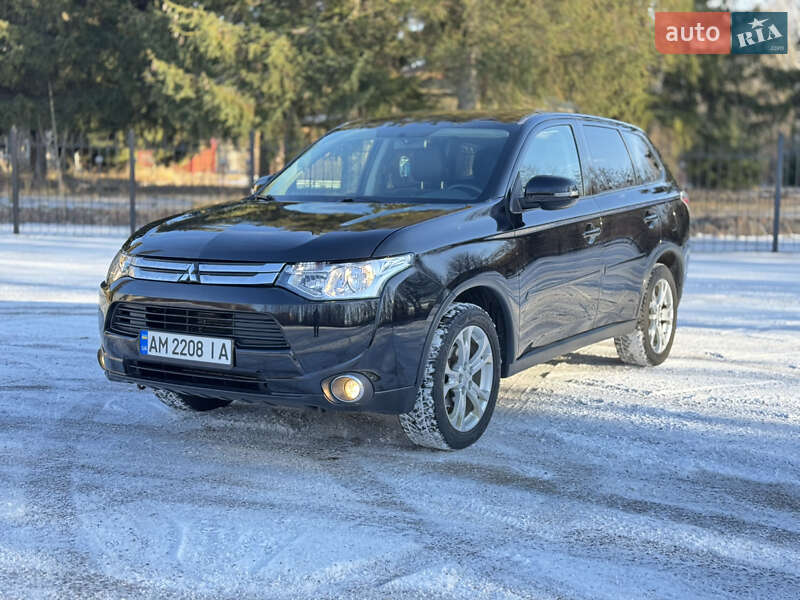 Позашляховик / Кросовер Mitsubishi Outlander 2014 в Бердичеві