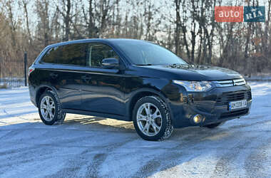 Позашляховик / Кросовер Mitsubishi Outlander 2014 в Бердичеві