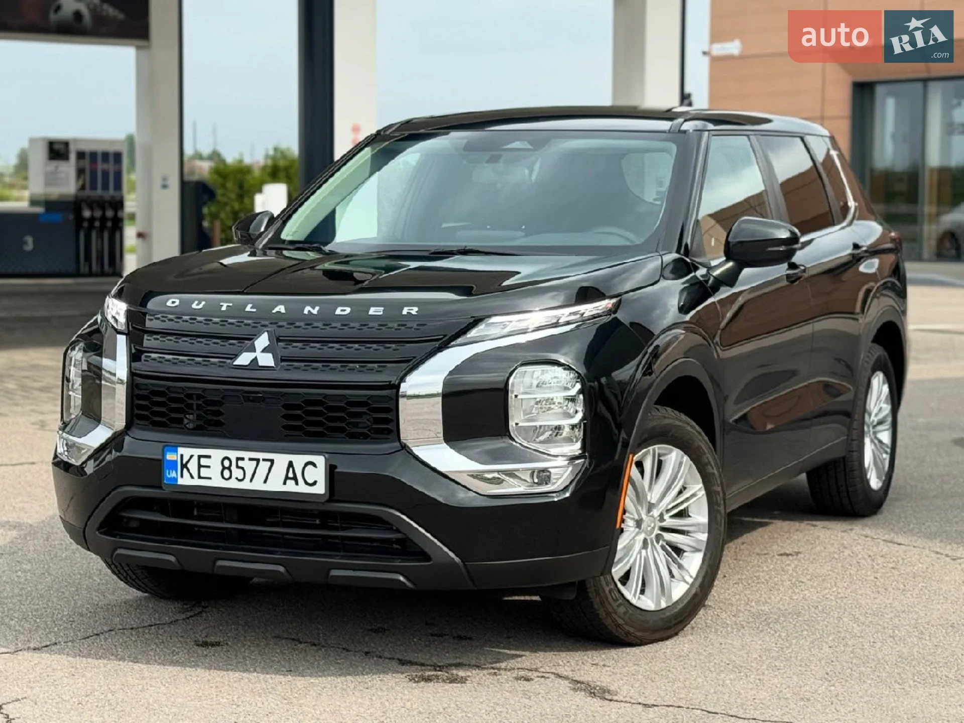 2021 Mitsubishi Outlander - мініатюра 3