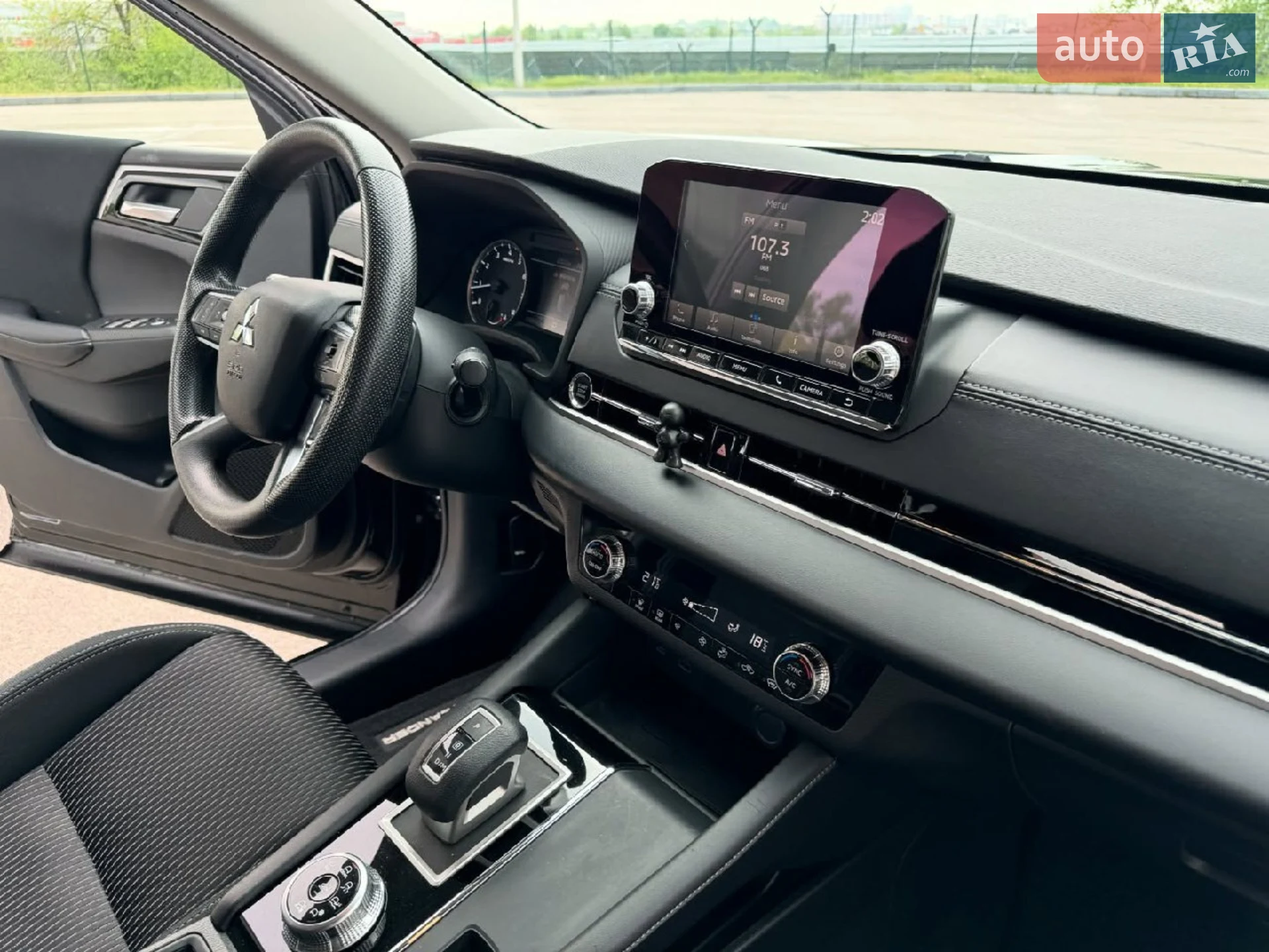 2021 Mitsubishi Outlander - мініатюра 9