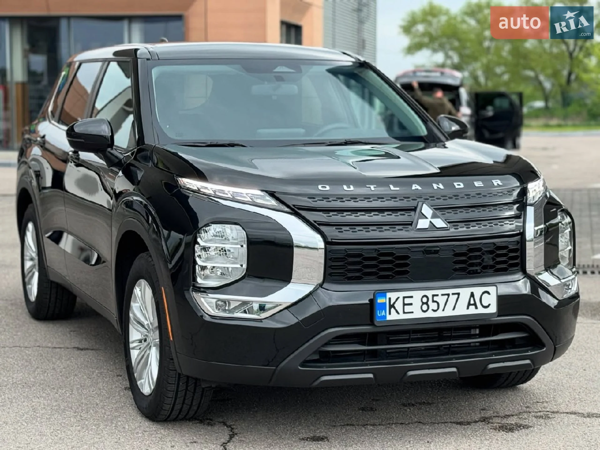 2021 Mitsubishi Outlander - мініатюра 4