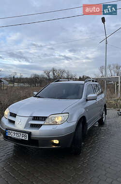 Позашляховик / Кросовер Mitsubishi Outlander 2004 в Львові