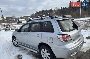 Позашляховик / Кросовер Mitsubishi Outlander 2004 в Східниці