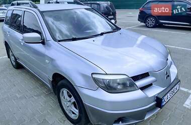 Позашляховик / Кросовер Mitsubishi Outlander 2003 в Києві