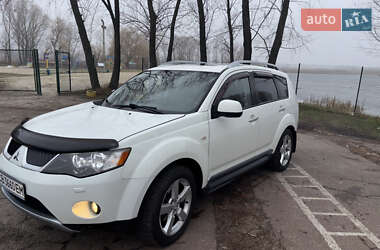 Позашляховик / Кросовер Mitsubishi Outlander 2009 в Прилуках