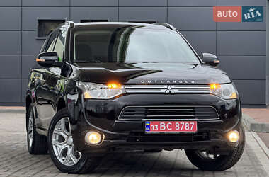 Позашляховик / Кросовер Mitsubishi Outlander 2014 в Дрогобичі