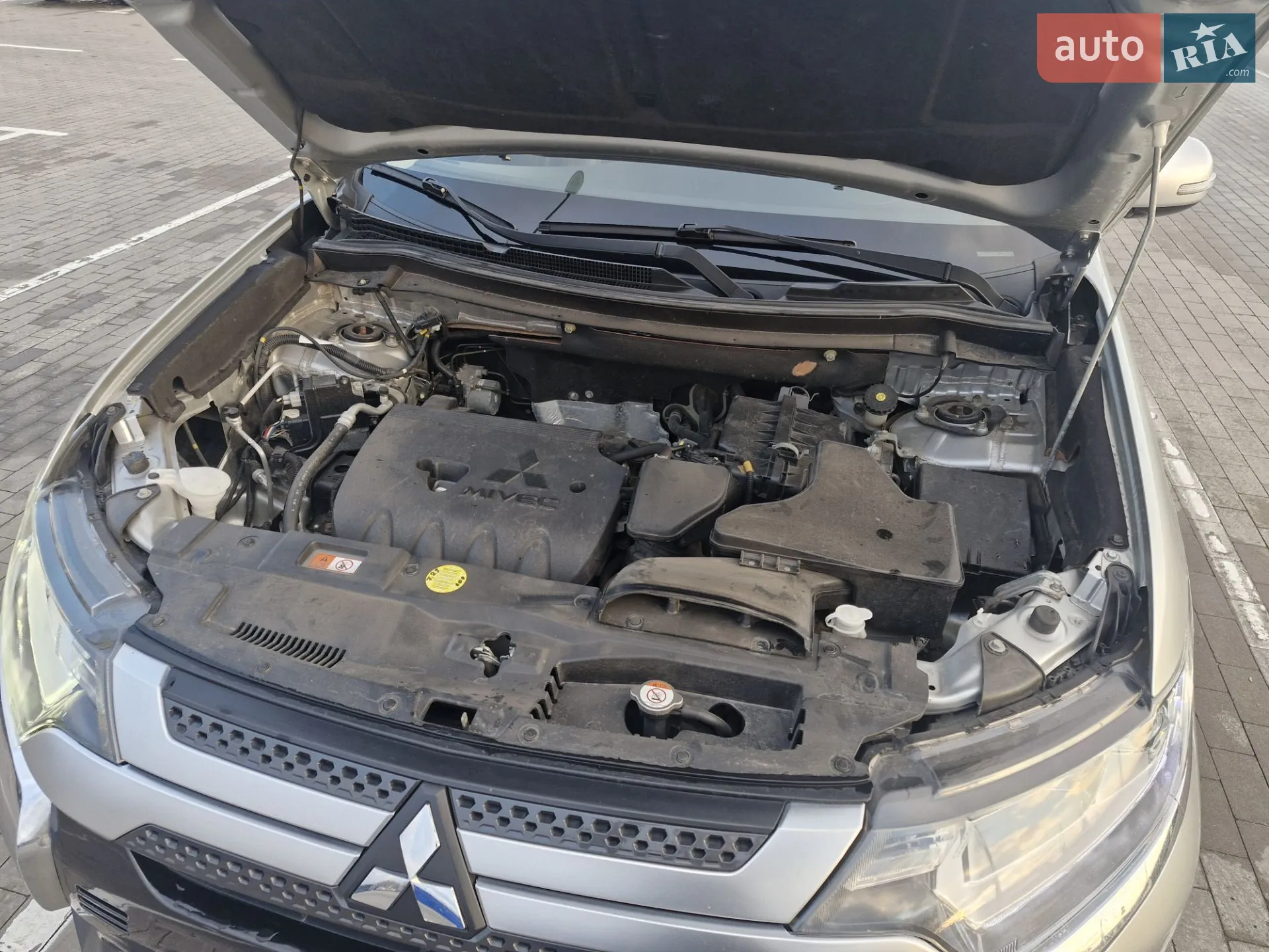 2019 Mitsubishi Outlander - мініатюра 5