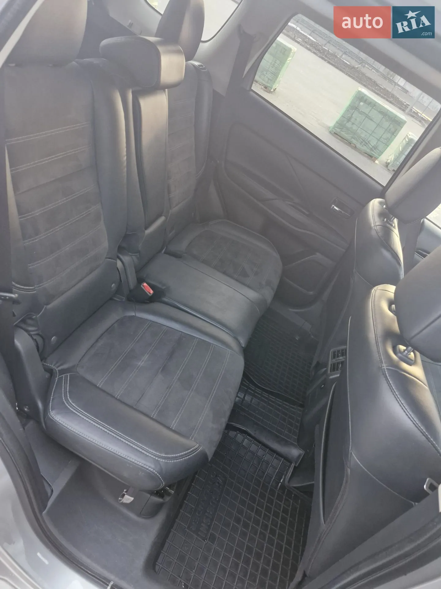 2019 Mitsubishi Outlander - мініатюра 11