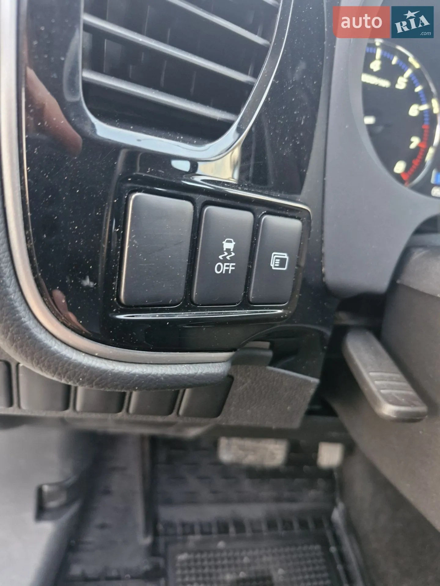 2019 Mitsubishi Outlander - мініатюра 17